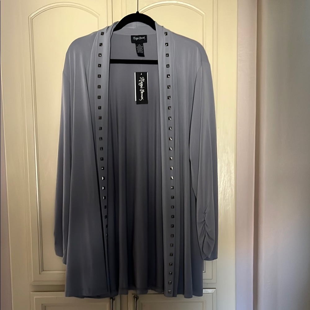 NWT Maggie Barnes 1x grey jacket with embellished trim and runched sleeves